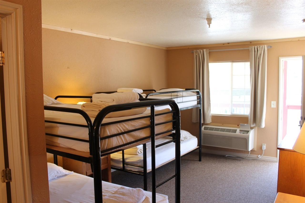 Whitney Portal Hotel And Hostel Lone Pine Ruang foto